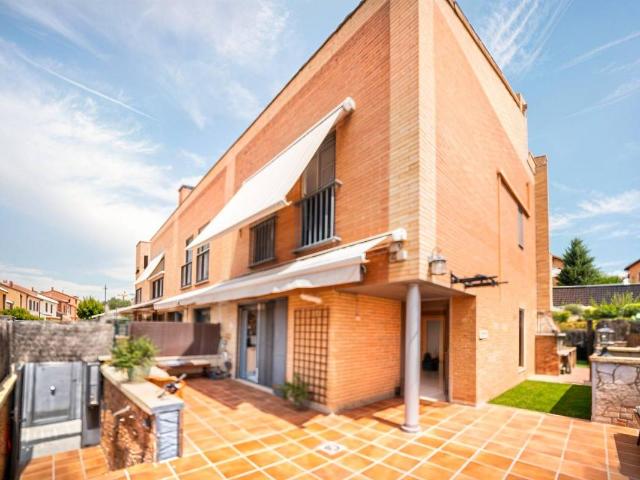 Casa adosada en Alquiler en Santa Perpètua de Mogoda