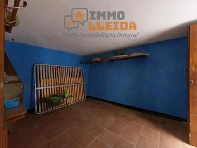 Casa adosada en Baldomar con bonitas vistas y en buen estado!