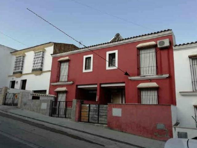 Casa adosada en La Puebla de Cazalla Sevilla