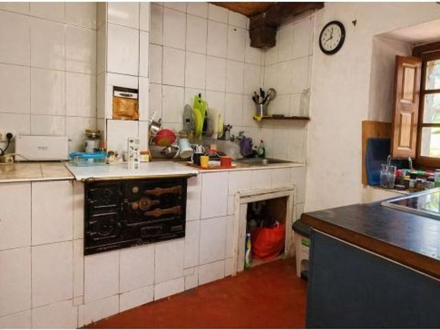 CASA ADOSADA EN UN ENTORNO PRIVILEGIADO