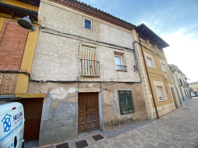 Casa adosada en Valoria la Buena Valladolid