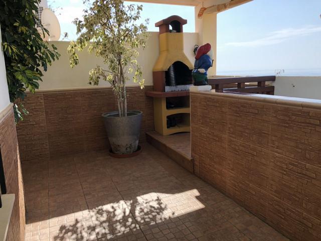 Casa adosada en venta. BENALMáDENA