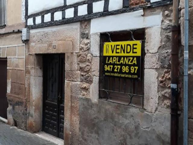 Casa adosada en Venta en Covarrubias