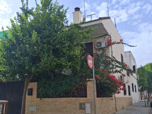 Casa adosada en Venta en Coca de la Piñera El Carambolo
