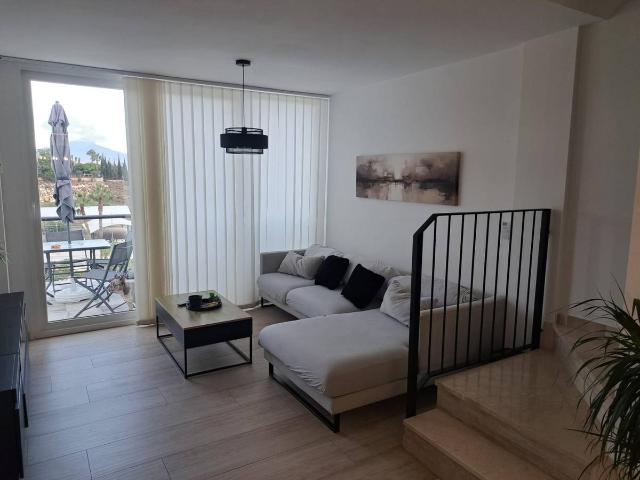 Casa adosada en Venta en Coín
