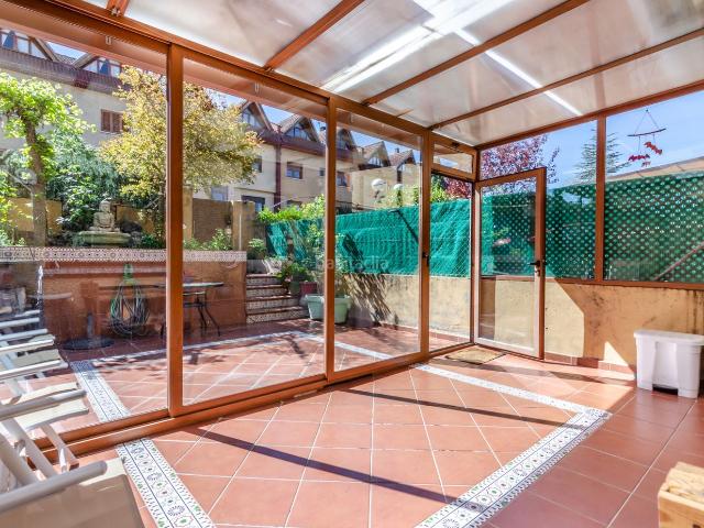 Casa adosada en venta en Collado Villalba, Villalba Pueblo. Chalet adosado de 286m² en la mejor zona de Collado Villalba. Casas adosadas Collado.