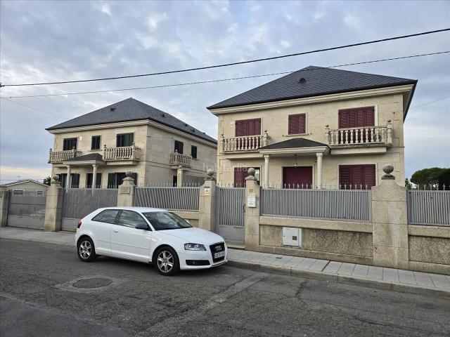 Casa adosada en venta en Collado Villalba, Los Negrales. Casas adosadas Collado.
