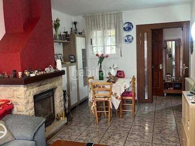 Casa adosada en venta en Collbató. ADOSADO EN CENTRO COLLBATO PARA ENTRAR A VIVIR. Casas adosadas.