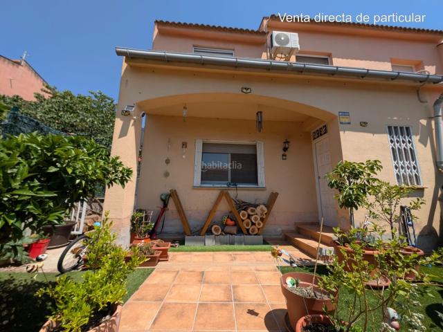 Casa adosada en venta en Collbató. El hogar ideal en Collbató: casa muy luminosa con jardín propio en zona residencial muy tranquila. Casas adosadas.