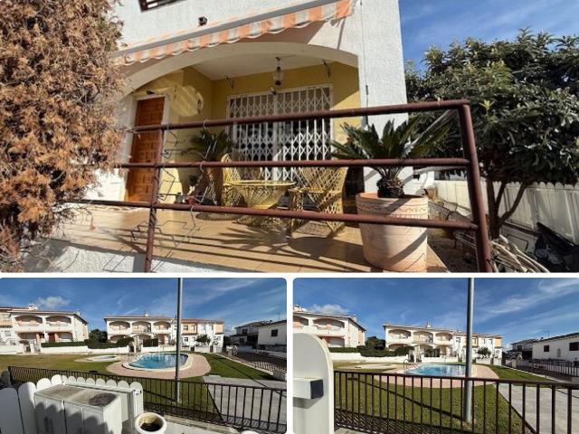 Casa adosada en venta en Coma ruga, Els Masos Els Garrofers Costa Dorada. CASA DE CUATRO DORMITORIOS CON JARDÍN. Casas adosadas.
