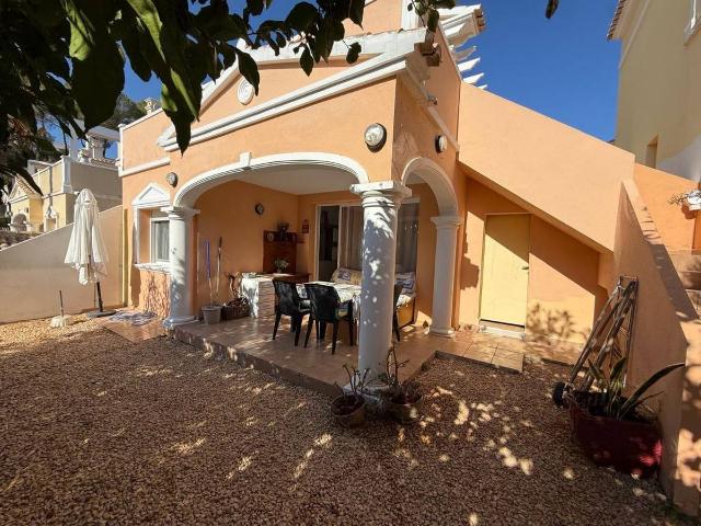 Casa adosada en Venta en Cometa
