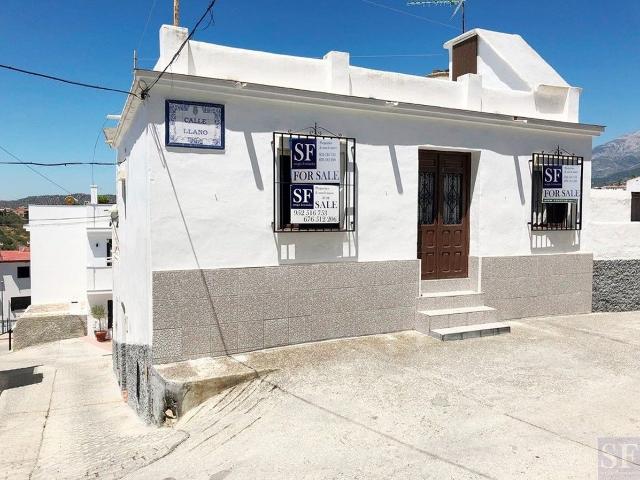 Casa adosada en Venta en Cómpeta