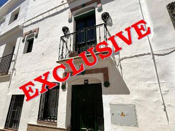Casa adosada en Venta en Cómpeta