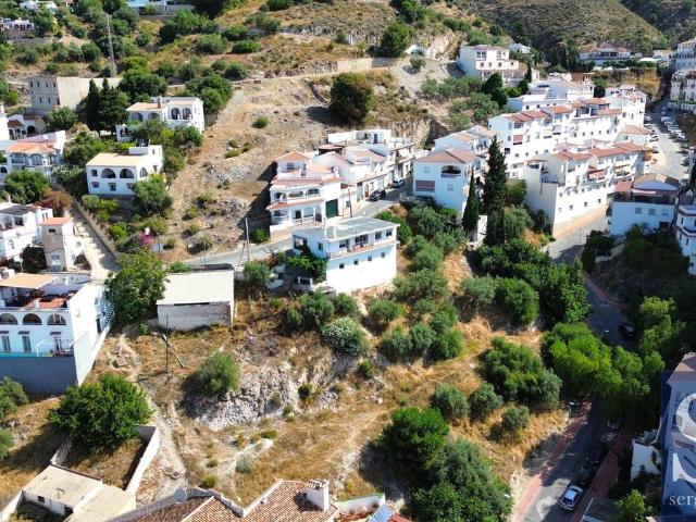 Casa adosada en Venta en Cómpeta