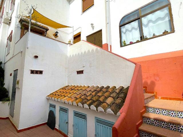 Casa adosada en Venta en Cómpeta
