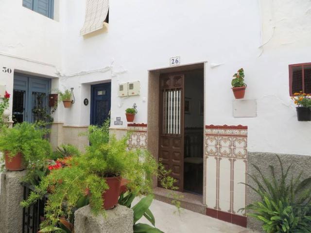 Casa adosada en Venta en Cómpeta