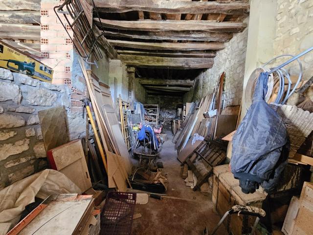 Casa adosada en venta en Condado de Treviño. Casas adosadas Condado de.