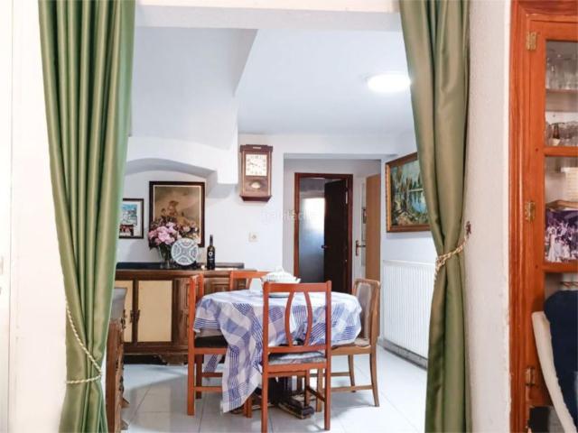 Casa adosada en venta en Confrides. Confrides Carrer Major. Casas adosadas.