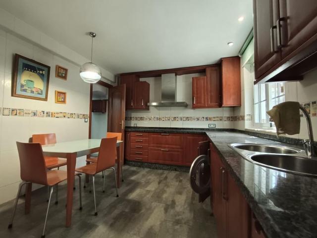 Casa adosada en venta en Córdoba, Alcolea. Tu adosado en Alcolea con consumo eléctrico casi nulo y reformado sin escatimar. Casas adosadas.