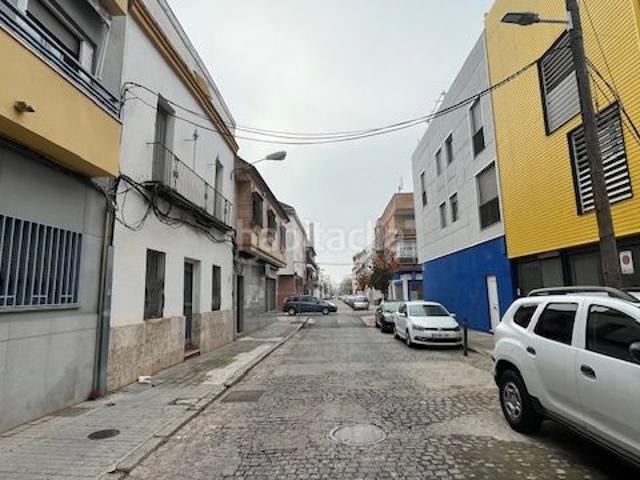 Casa adosada en venta en Córdoba, Huerta de la Reina Trassierra. Casa de dos plantas en Huerta de la Reina. Casas adosadas.