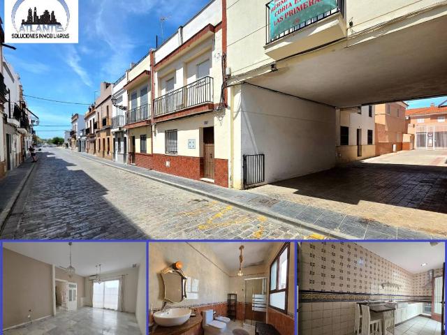 Casa adosada en Venta en Coria del Río