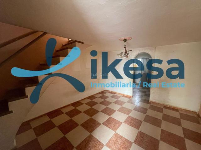 Casa adosada en venta en Coria del Río. Casas adosadas Coria del.