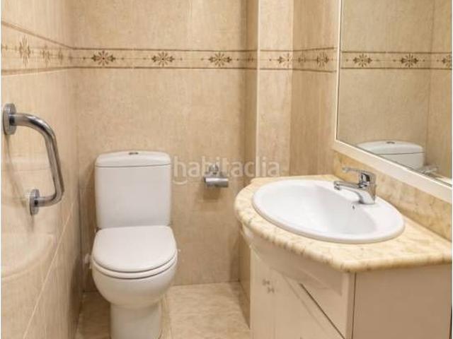 Casa adosada en venta en Cornellà de Llobregat, Almeda El Corte Inglés. Casa Adosada Espectacular en Cornellà de Llobregat Almeda. Casas adosadas Cornellà de.