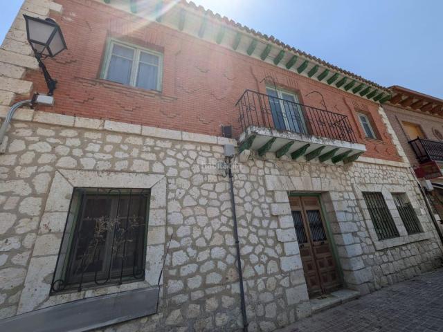 Casa adosada en venta en Corpa. CASA EN CORPA. Casas adosadas.