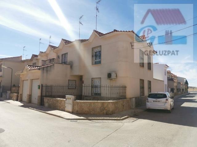 Casa adosada en Venta en Corral de Almaguer