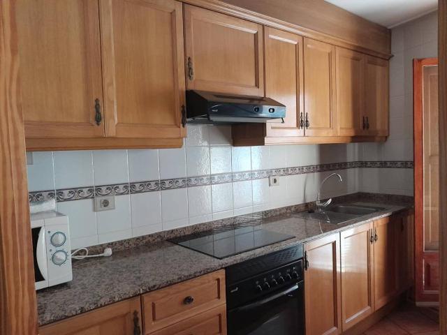 Casa adosada en Venta en Cortes de Arenoso
