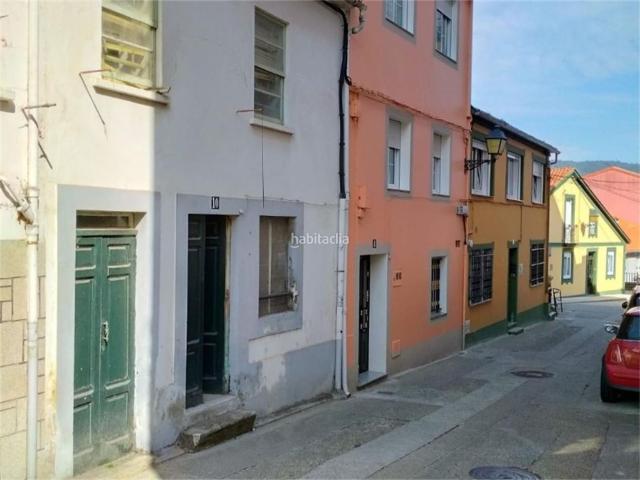 Casa adosada en venta en Pontedeume. Pontedeume Rúa Porto. Casas adosadas.