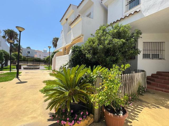 Casa adosada en Venta en Costa Ballena Golf