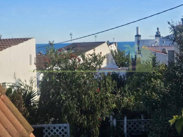 Casa adosada en Venta en Costa Norte