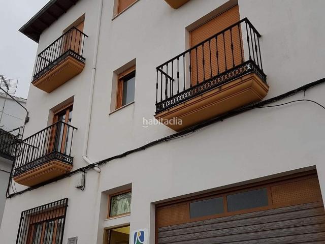 Casa adosada en venta en Cazorla. Casa en c herron. Casas adosadas.