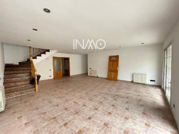 Casa adosada en Venta en Ca n'Oriol