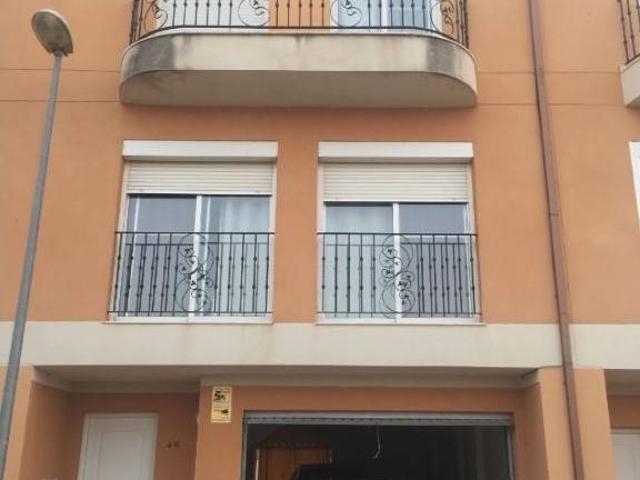 Casa adosada en Venta en Cabanes