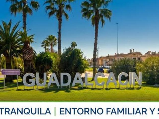Casa adosada en Venta en Caballero Bonald San José Obrero Guadalcacín