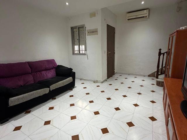 Casa adosada en Venta en Caballero Bonald San José Obrero Guadalcacín