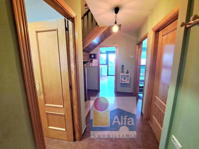 Casa adosada en venta en Cabañas de Polendos