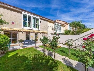Casa adosada en Venta en Cabral Candeán