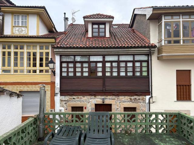 Casa adosada en Venta en Cabranes