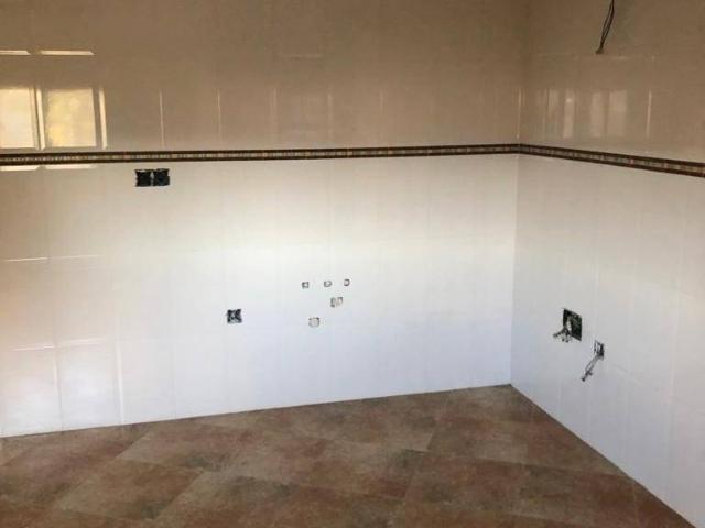 Casa adosada en Venta en Cacabelos