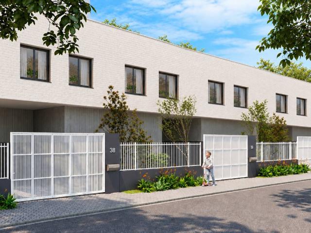 Casa adosada en Venta en Cadrete
