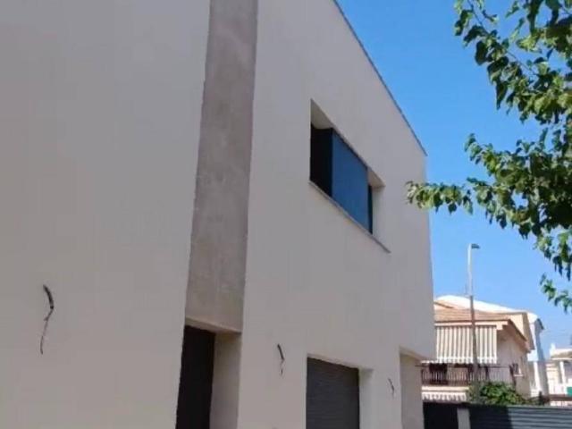 Casa adosada en Venta en Calabardina