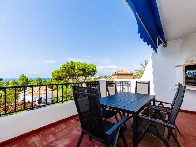 Casa adosada en Venta en Calahonda