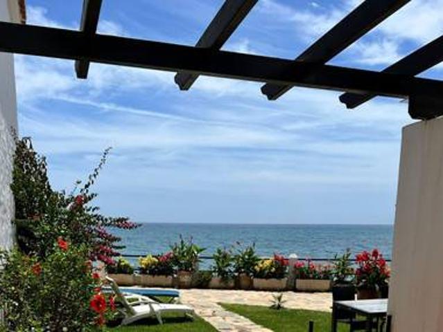 Casa adosada en Venta en Calahonda