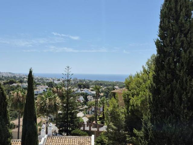 Casa adosada en Venta en Calahonda