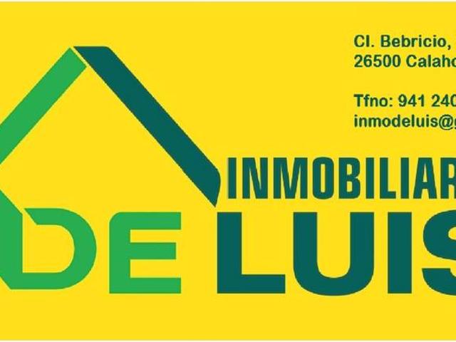 Casa adosada en Venta en Calahorra