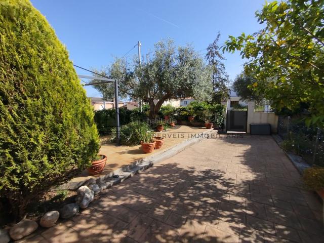 Casa adosada en venta en Caldes de Montbui. Casas adosadas Caldes de.