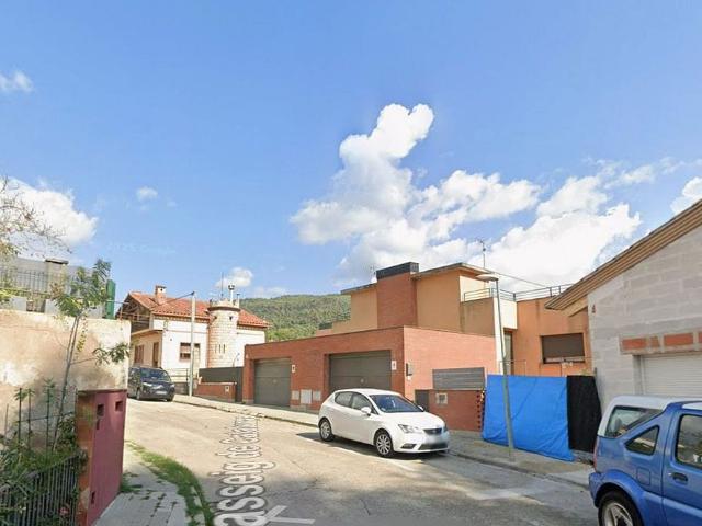 Casa adosada en venta en calle Catalunya de, Aiguafreda, de 102 m² 4 habitaciones por 199.000
